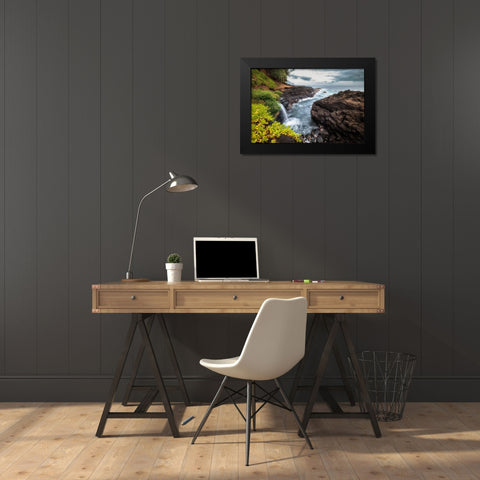 Flowing Inward Black Modern Wood Framed Art Print by Head, Danny