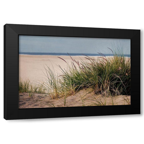 To The Beach II Black Modern Wood Framed Art Print by Urquhart, Elizabeth