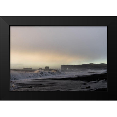 Sufers Paradise Black Modern Wood Framed Art Print by Orlando
