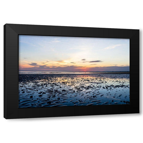 Still Time 1 Black Modern Wood Framed Art Print by Orlando