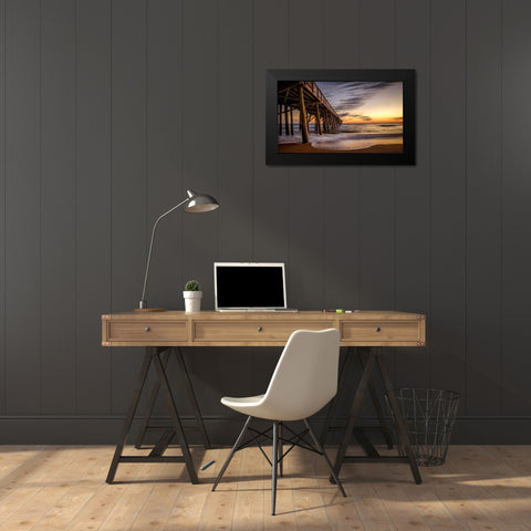 Sunset At The Beach Black Modern Wood Framed Art Print by Taylor, Glenn