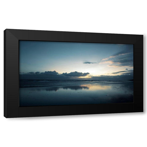 Ocean 23 Black Modern Wood Framed Art Print by Winstanley, Ian