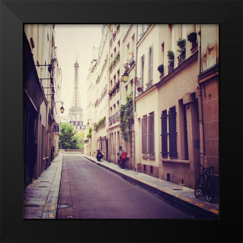 Tour Eiffel Black Modern Wood Framed Art Print by Marshall, Laura