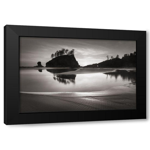 Little James Island Reflection Black Modern Wood Framed Art Print by Majchrowicz, Alan