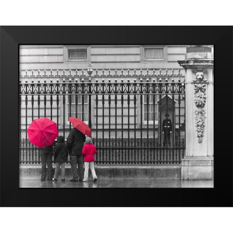 London, Family standing by fence outside Burmingham Palace Black Modern Wood Framed Art Print by Frank, Assaf