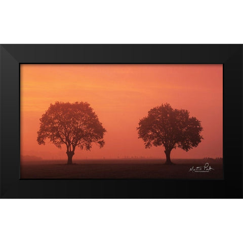 The Couple Black Modern Wood Framed Art Print by Podt, Martin