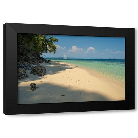Ko Kradan-Talay Trang archipelago-Thailand Black Modern Wood Framed Art Print by Pitamitz, Sergio
