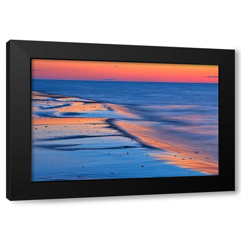 Canada-Prince Edward Island-Cable Head Shoreline along Gulf of St Lawrence at sunset Black Modern Wood Framed Art Print by Jaynes Gallery