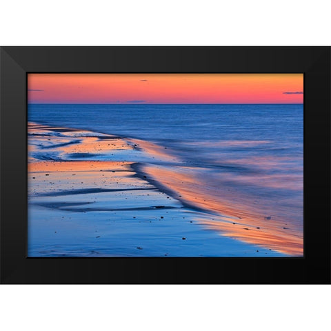 Canada-Prince Edward Island-Cable Head Shoreline along Gulf of St Lawrence at sunset Black Modern Wood Framed Art Print by Jaynes Gallery