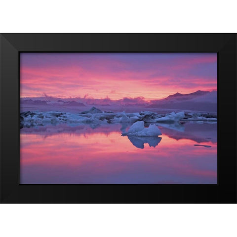 Iceland, Hofn Sunset over the Jokulsarlon lagoon Black Modern Wood Framed Art Print by Anon, Josh