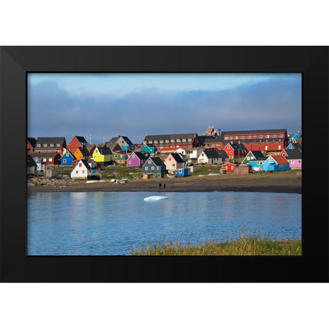 Brightly painted houses on the beach-Qeqertarsuaq-Greenland Black Modern Wood Framed Art Print by Su, Keren