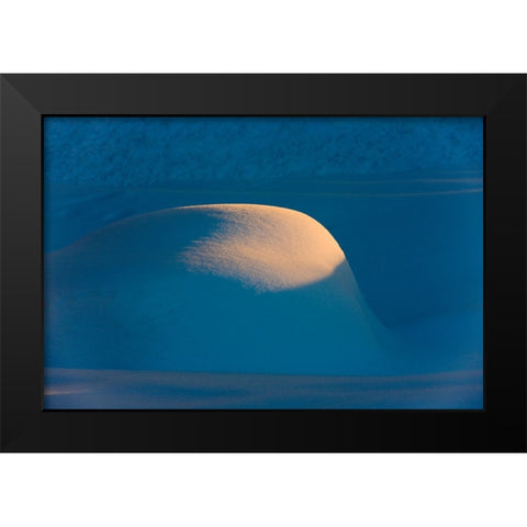 Landscape of snow mound at sunset-Haines-Alaska-USA Black Modern Wood Framed Art Print by Su, Keren