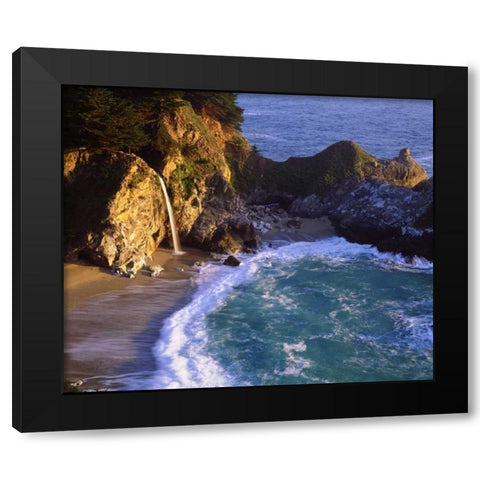 CA, Julia Pfeiffer Burns Waterfall on the coast Black Modern Wood Framed Art Print with Double Matting by Talbot Frank, Christopher