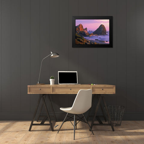 OR, Harris State Beach Sea stacks at sunset Black Modern Wood Framed Art Print by Welling, Dave