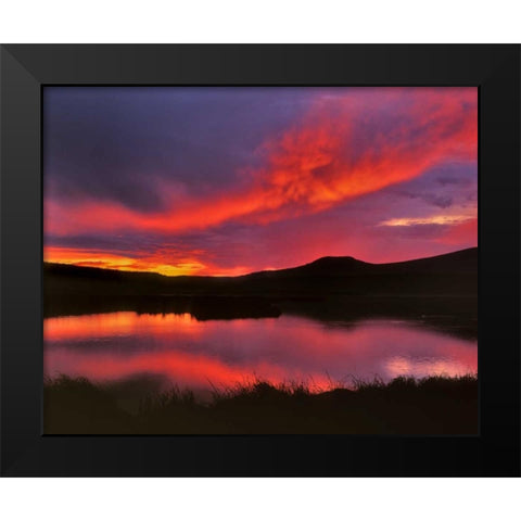 USA, Oregon Sunset over Upper Klamath Lake Black Modern Wood Framed Art Print by Terrill, Steve