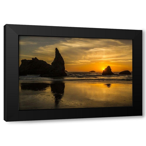 Oregon-Bandon Beach-Wizards Hat-sunset-sun star Black Modern Wood Framed Art Print by Jaynes Gallery