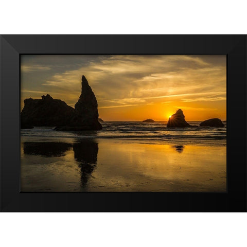 Oregon-Bandon Beach-Wizards Hat-sunset-sun star Black Modern Wood Framed Art Print by Jaynes Gallery