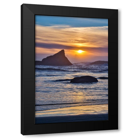 Usa-Oregon-Bandon Bandon Beach-Sunset at the Beach Black Modern Wood Framed Art Print with Double Matting by Looney, Hollice