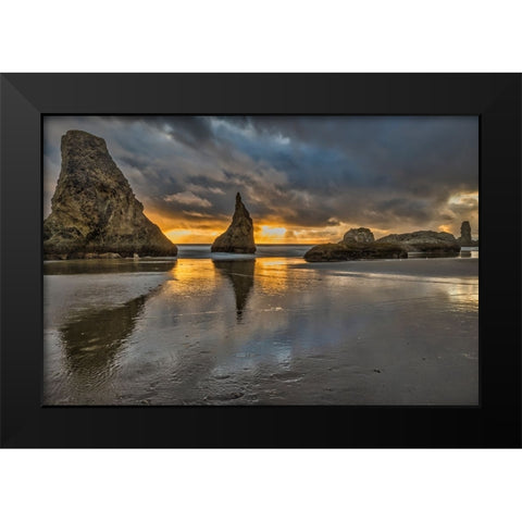 Bandon Beach-Oregon Black Modern Wood Framed Art Print by Ford, John