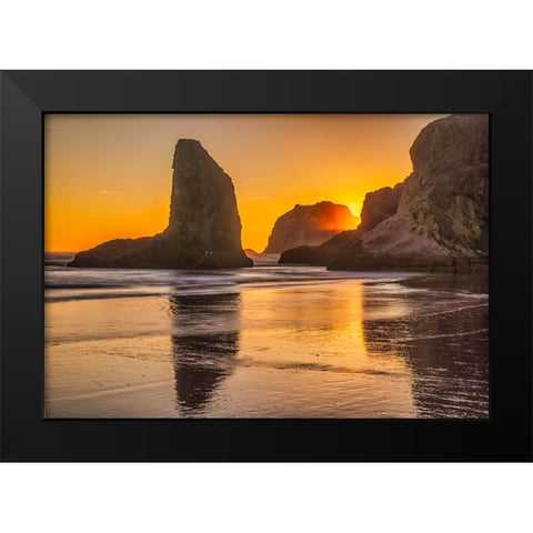 Bandon Beach-Oregon Black Modern Wood Framed Art Print by Ford, John