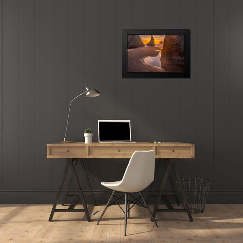 Bandon Beach-Oregon Black Modern Wood Framed Art Print by Ford, John