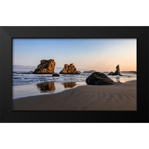 USA-Oregon-Bandon-Beach Black Modern Wood Framed Art Print by Restuccia, Joe III