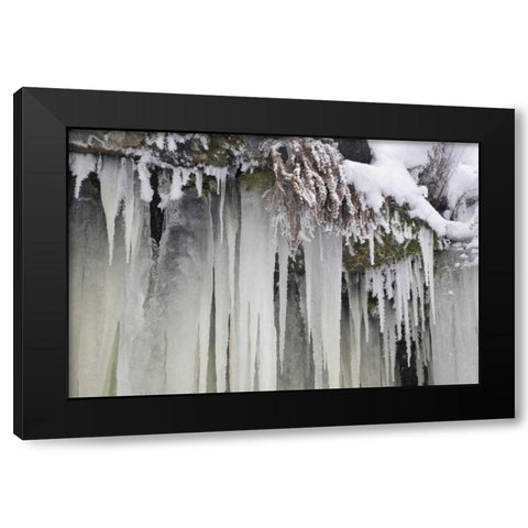 Washington, Leavenworth Icicles and snow Black Modern Wood Framed Art Print with Double Matting by Paulson, Don