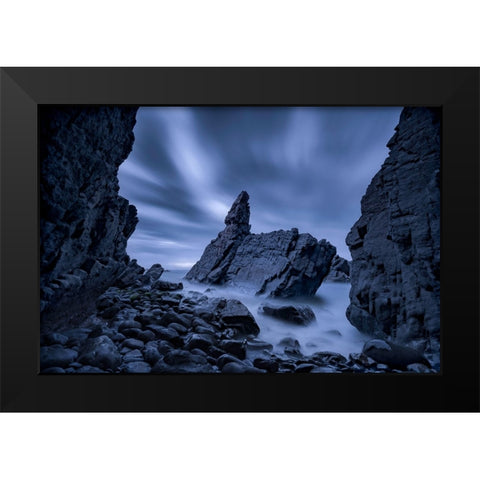 Crescent Head Black Modern Wood Framed Art Print by Zhu, Jingshu