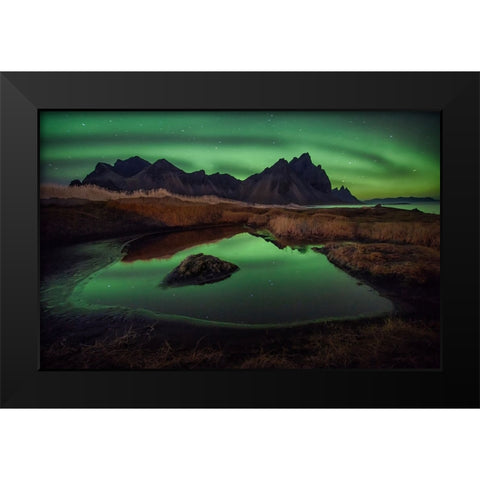 Mirror In The Sand Black Modern Wood Framed Art Print by Svoboda MQEP, Peter