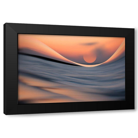 Capture The Sun Black Modern Wood Framed Art Print by Reindl, Doris