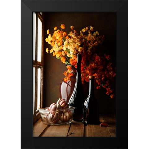 The Garlics Black Modern Wood Framed Art Print by Laercio, Luiz