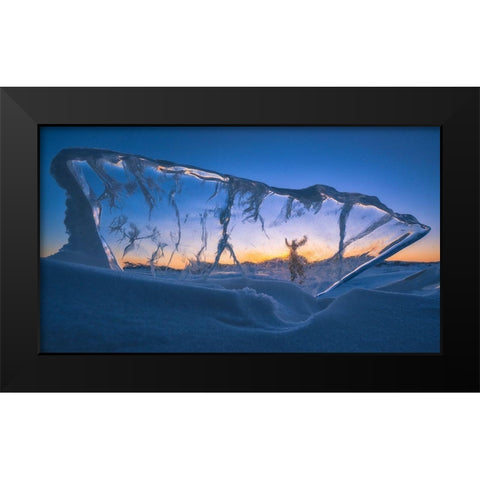 Popeye The Sailor Man Black Modern Wood Framed Art Print by Tianqi