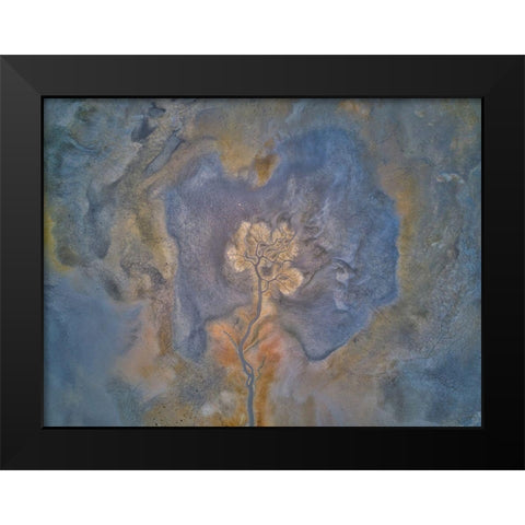 Yarapa?Lap Dring Lake Black Modern Wood Framed Art Print by Musakeskin