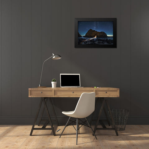 Light Splash Black Modern Wood Framed Art Print by Ning, Aidong