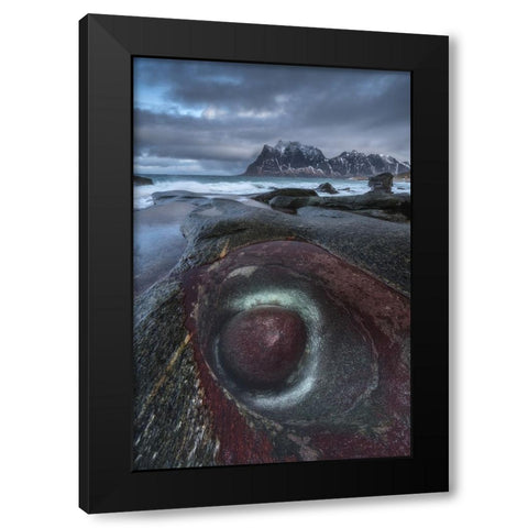 Ojo Black Modern Wood Framed Art Print with Double Matting by Gonzalez, Carlos