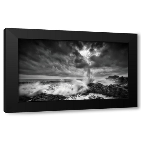 Splash Of Waves Black Modern Wood Framed Art Print by Yamashita, Takafumi