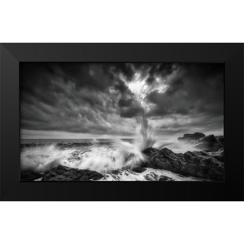 Splash Of Waves Black Modern Wood Framed Art Print by Yamashita, Takafumi