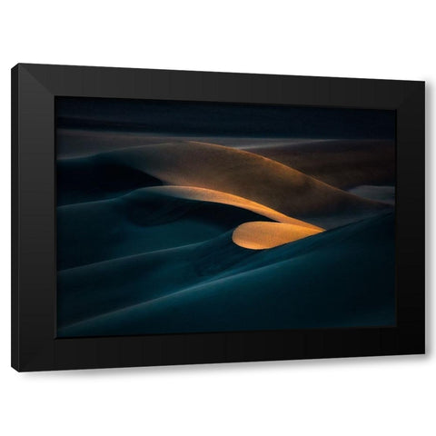 Heart Of Desert Black Modern Wood Framed Art Print by Mehrafshar Efiap, Babak