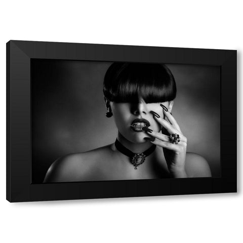Luxury Black Modern Wood Framed Art Print by Tambe, Peppe