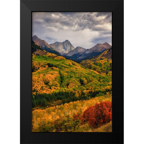 Capitol Peak Black Modern Wood Framed Art Print by Zheng, Michael