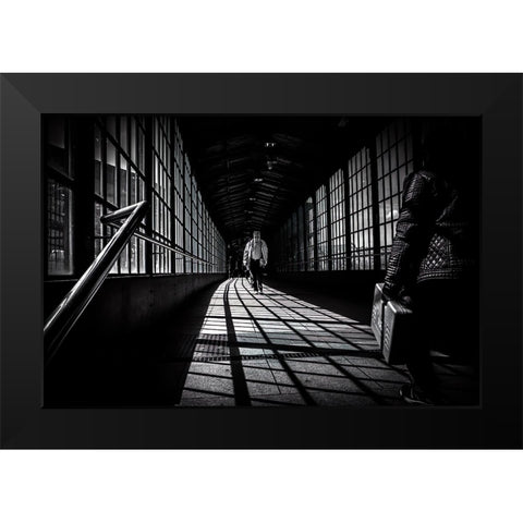 In Transit Black Modern Wood Framed Art Print by Pracht, Friedemann