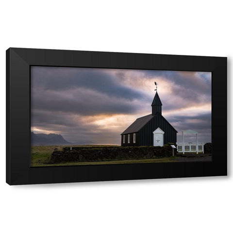 Black bird enjoying the sunset Black Modern Wood Framed Art Print by Grant, Lynn