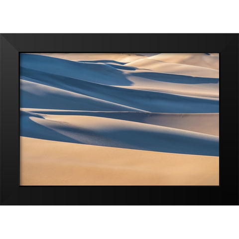 Desert Black Modern Wood Framed Art Print by Razavi, Mahshad