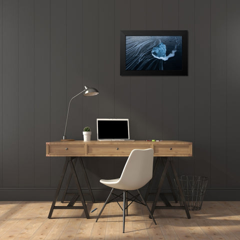 The Heart of the Ocean Black Modern Wood Framed Art Print by Zhang, Mei
