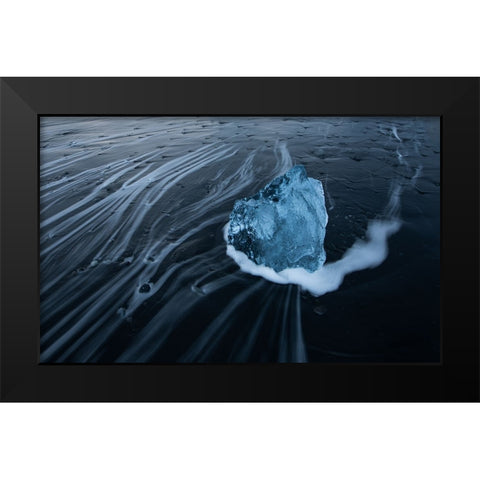 The Heart of the Ocean Black Modern Wood Framed Art Print by Zhang, Mei