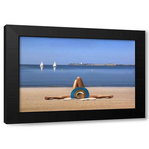Dolce Vita ! Black Modern Wood Framed Art Print with Double Matting by Bacus, Pierre