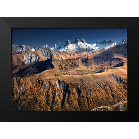 The Needles VII Black Modern Wood Framed Art Print by Nienartowicz, Karol