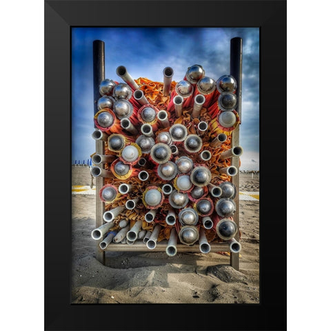 ...On The Beach Black Modern Wood Framed Art Print by Bissacco, Alberto