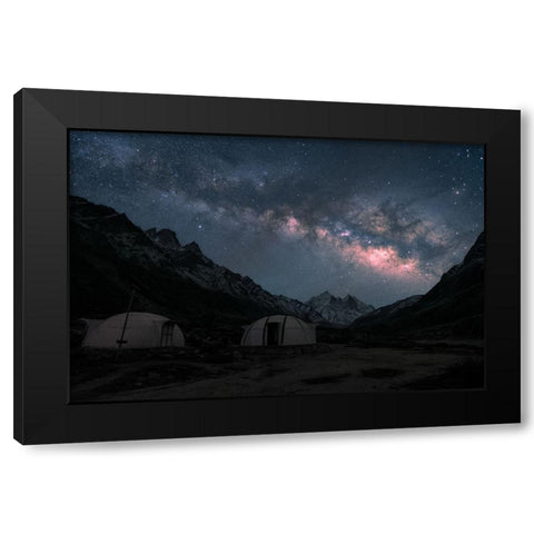 Vista Dome Black Modern Wood Framed Art Print by Patra, Suvankar