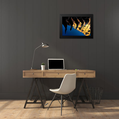 Venice - Gondole - Reflex Black Modern Wood Framed Art Print by Vendramin, Fabrizio